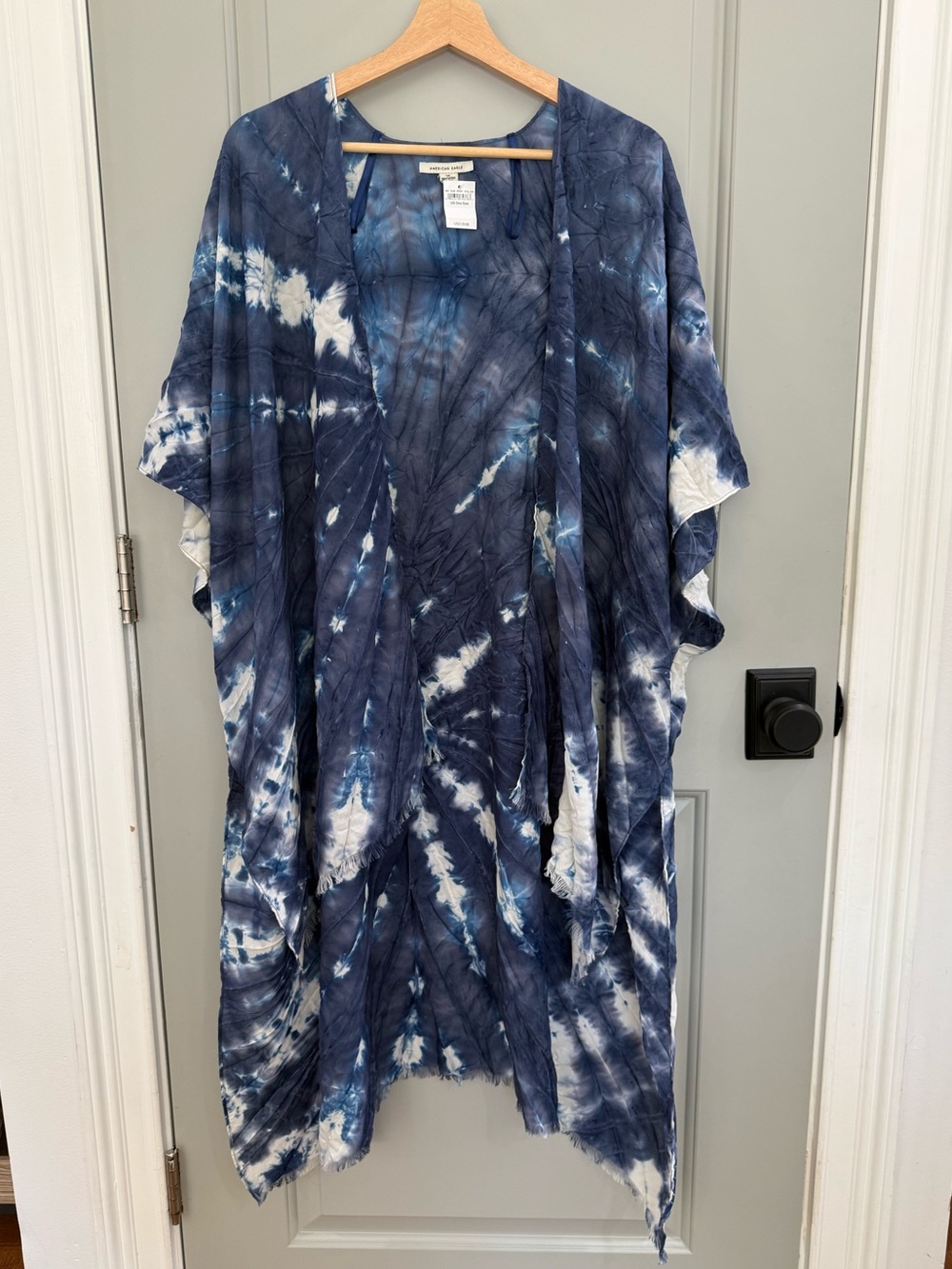 NWT American Eagle Outfitters Navy and White Tie-Dye Kimono